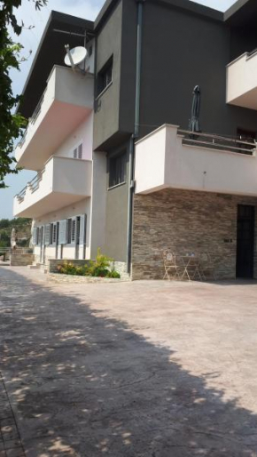 Villa Čador, Omiš